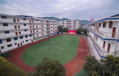 克拉玛依职业中等专业学校(原技工学校)图片