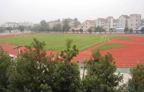 吐鲁番地区中等职业技术学校图片