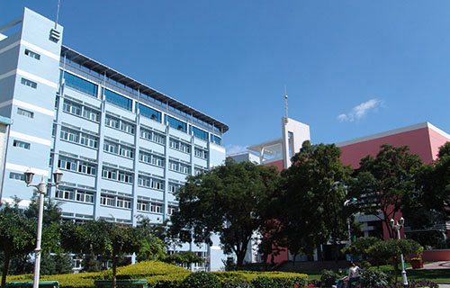 昌吉回族自治州技工学校图片