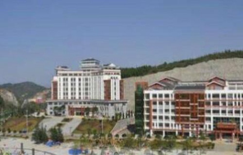 文山州民族职业技术学校图片
