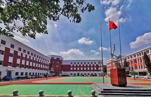 天津市南开区职业中等专业学校图片