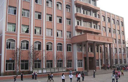汉中市第二职业高级中学图片