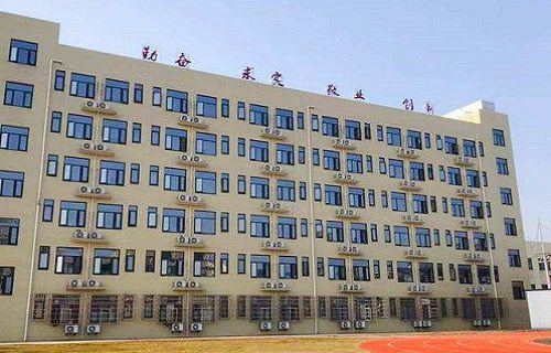 泉州经贸职业中专学校图片