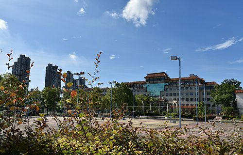 新余市职业教育中心图片