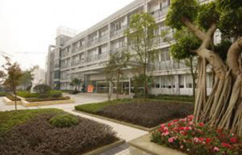 桂林市交通技工学校图片