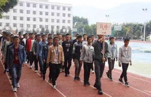 凤庆县职业教育中心图片