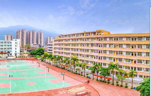 潍坊市劳动局第二技工学校图片