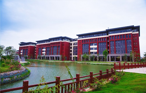 广州医科大学护理学院图片