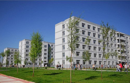 巴音郭楞蒙古自治州卫生学校