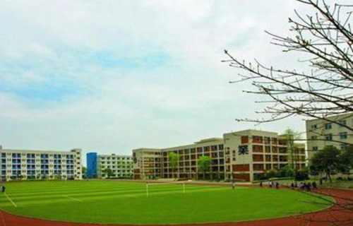 巴音郭楞蒙古自治州卫生学校图片
