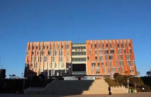 明智电子商务外语女子学校图片