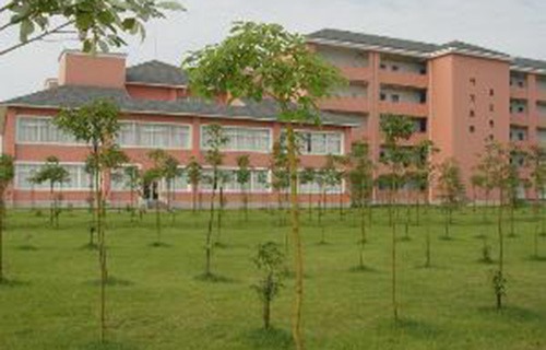 阿克苏市职业中学图片