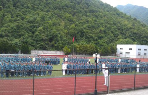 澜沧拉祜族自治县职业高级中学图片