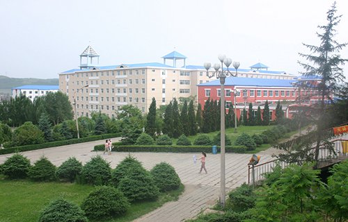 鸡西大学图片