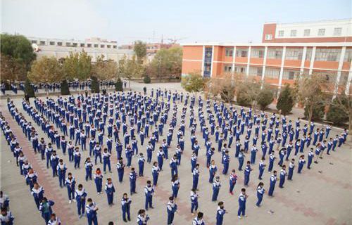 喀什地区卫生学校图片