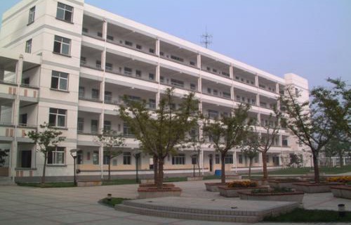 江苏高淳中等专业学校图片