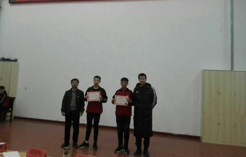 交口县职业高中图片