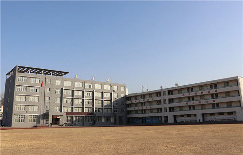平顶山市工业学校