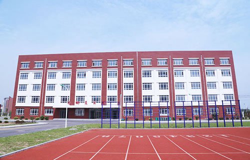 新疆喀什地区泽普县职业技术高中图片