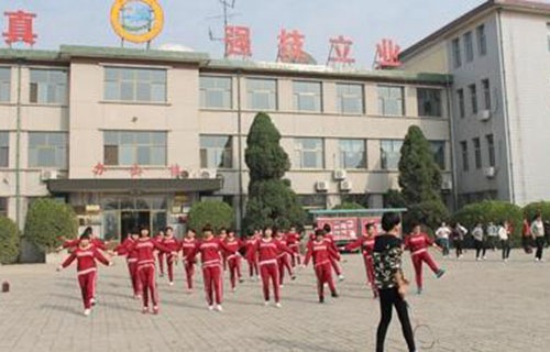 沧县职教中心图片