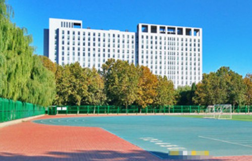 和田市职业高中