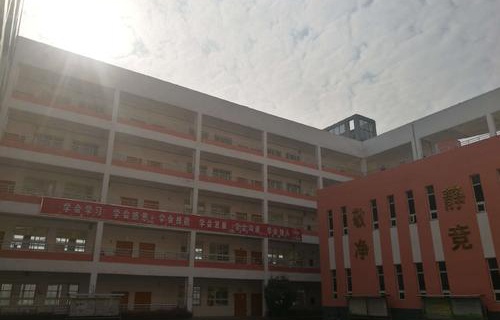 昌邑市职业中等专业学校图片