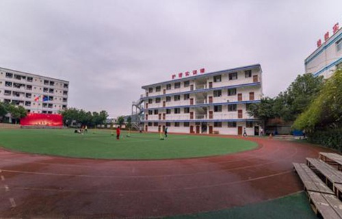 临朐县职业中等专业学校图片