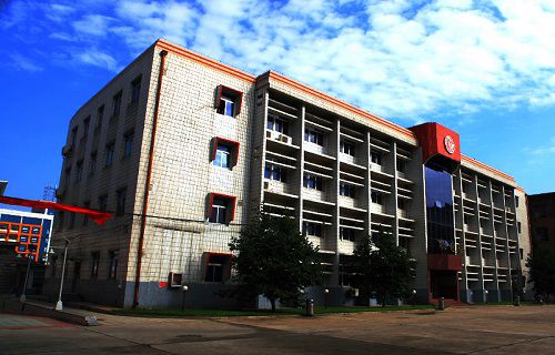 北京金隅科技学校图片