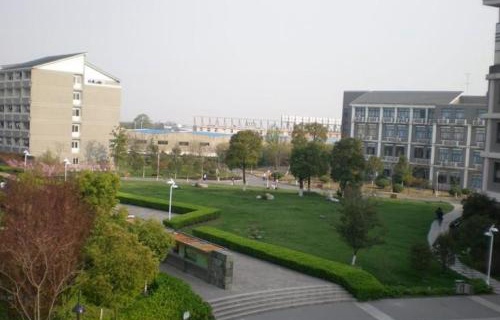 建东职业技术学院五年制大专图片