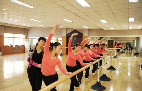梧州市城市建设技工学校图片