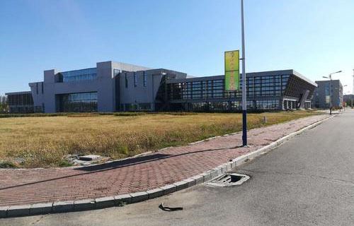 伊犁州职业中专学校图片