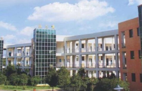 云南省技工学校图片