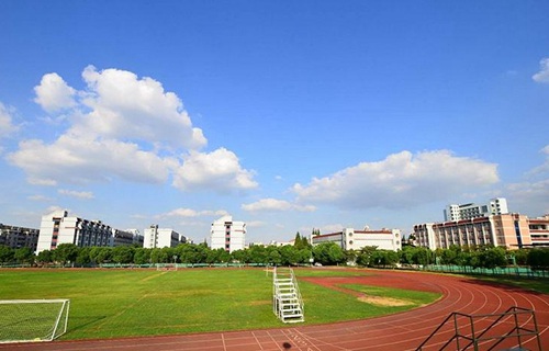 云南省监狱管理局第二技工学校图片