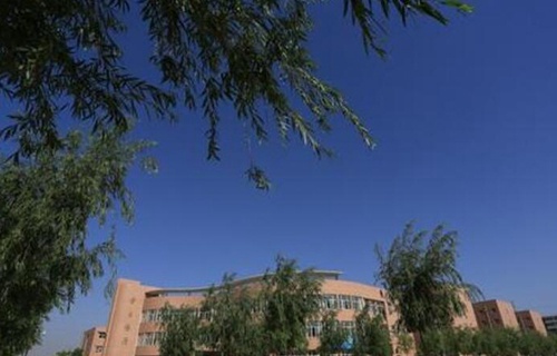 西安市东城高级职业中学图片