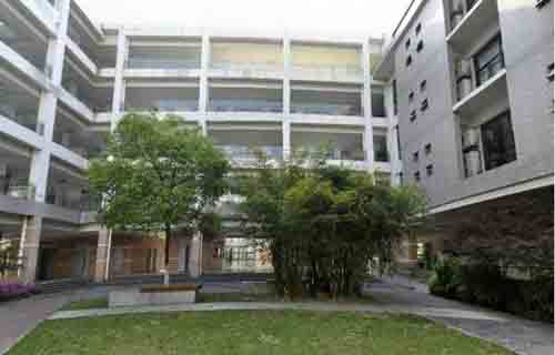苏州港大思培科技职业学院五年制大专图片