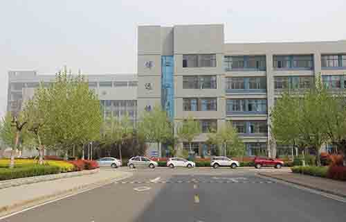 东光县技工学校图片