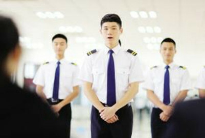 哈尔滨航空乘务学校图片
