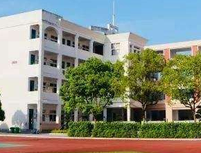 眉山交通技工学校图片