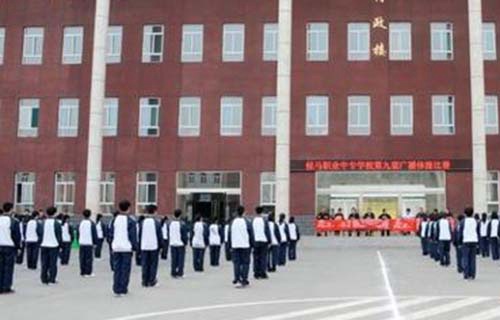 侯马市职业中专学校图片