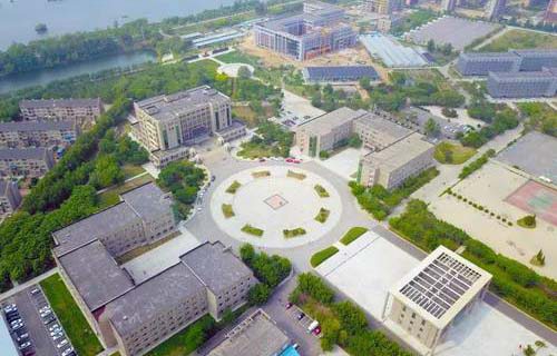 邹城市技工学校图片