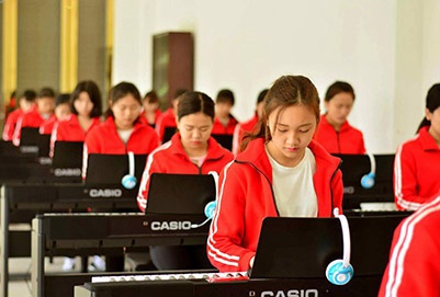 新疆幼师学校图片
