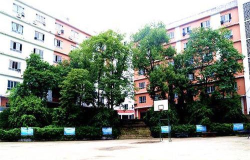 乌鲁木齐五年制大专学校