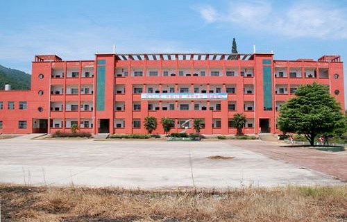 铅山县职业中学图片