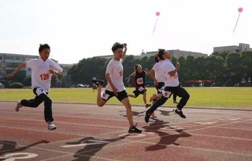 苍梧县中等职业技术学校图片