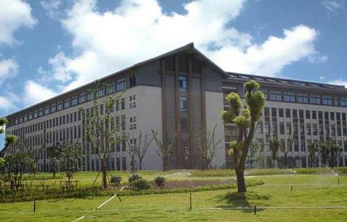 镇江高专卫生护理学院图片