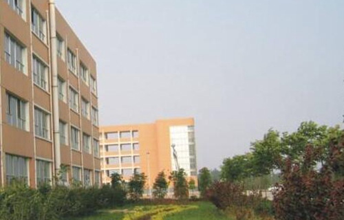 岑溪市南渡职业中学图片