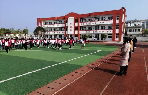 芜湖县六郎桥职业中学图片