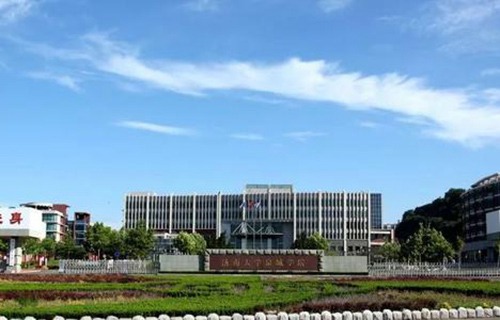 沈阳护士学校图片