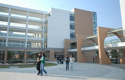苏州百年职业学院图片