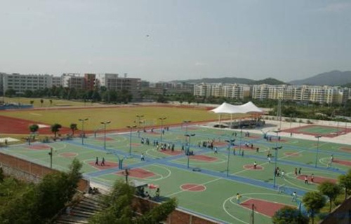 合浦县第一职业高级中学图片